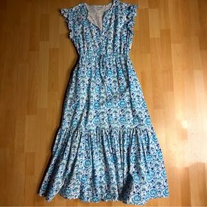 Olivia James Delia Cinch Waist Maxi Dress Blue and White Floral Medium